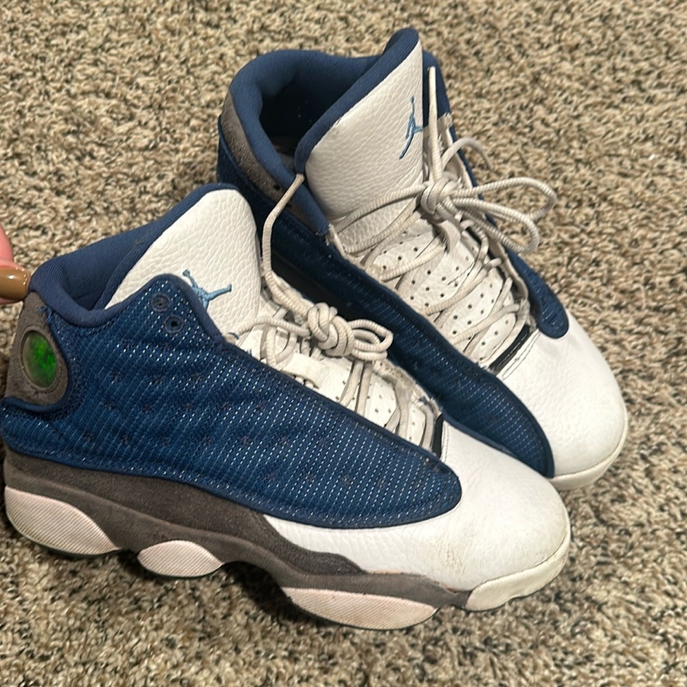 Jordan sneakers 5.5